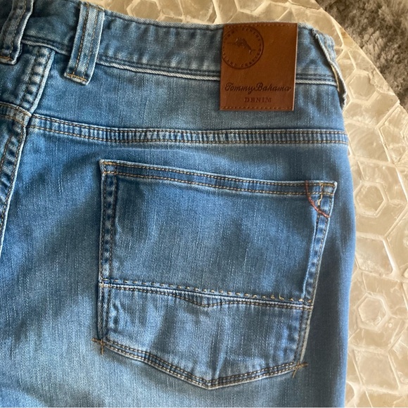 Tommy Bahama Costa Rica relaxed straight leg jeans (34/30) - Picture 7 of 8